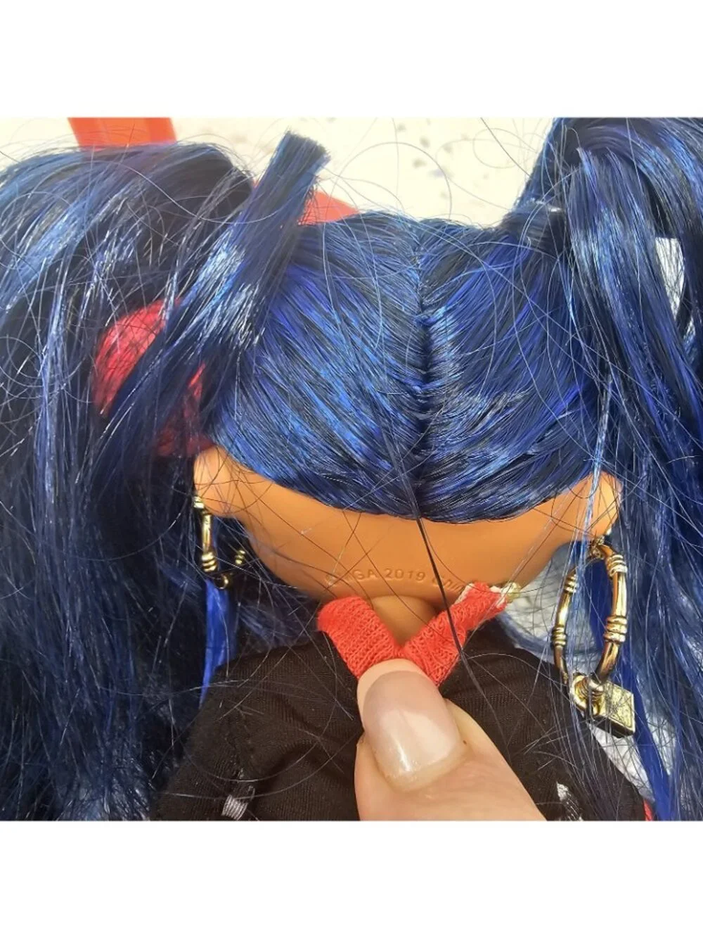 LOL Surprise OMG Downtown B.B. Fashion Doll Blue Hair Camo Outfit MGA